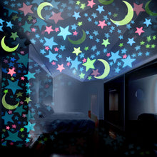 Load image into Gallery viewer, 100pcs/bag 3cm Luminous Star Stickers Bedroom Sofa Fluorescent Painting Toy PVC stickers Glow in the Dark Toys for kids